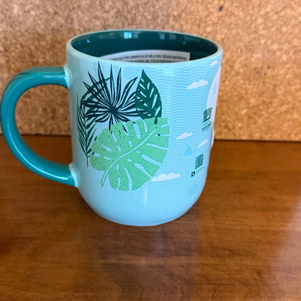 Disney DVC Welcome Home Coastal Pattern Ceramic Mug - Mint & White. NWT